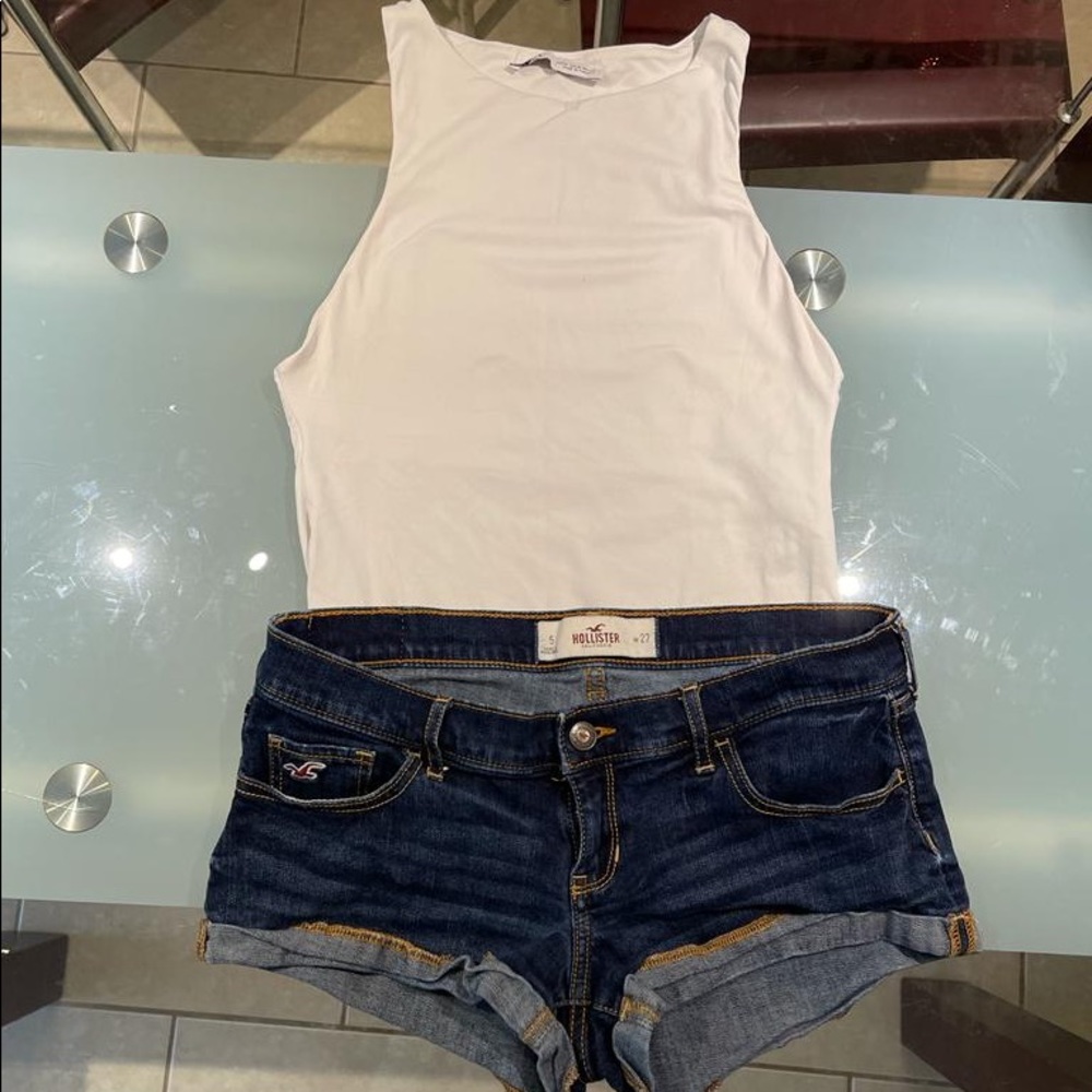 Super cute outfit Zara bodysuit and Hollister shorts can be sold separately